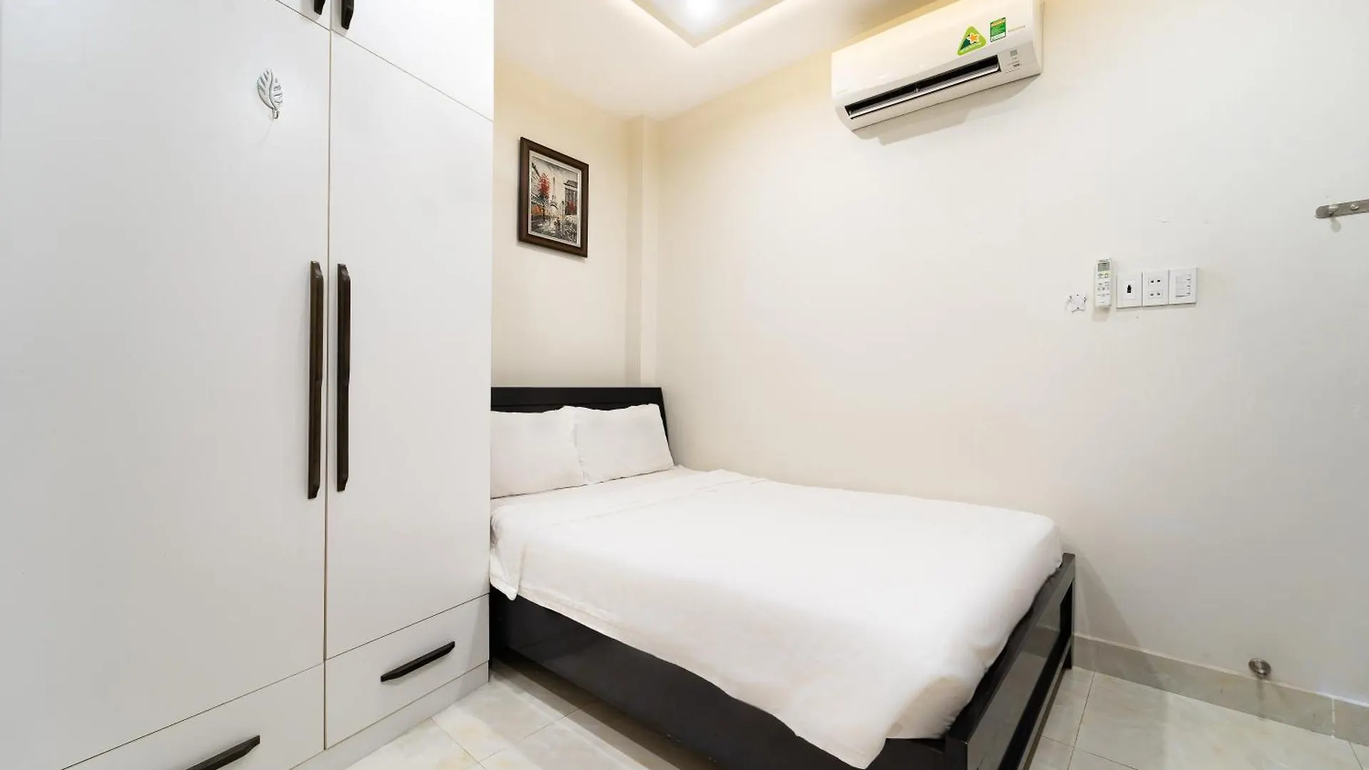 Can Ho Gan San Bay Phu Nhuan- R204 Ho Chi Minh City